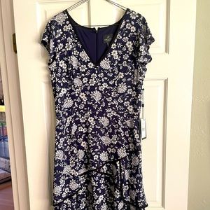 Adrianna Papell Navy & Ivory Disty Petunia Tiered Dress, sz 10, NWT